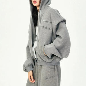 ชุดเซ็ตฮู้ดดี้และกางเกงวอร์มผู้หญิง พิมพ์โลโก้ได้ ผ้าฟลีซคอตตอน 100% สไตล์สตรีทแวร์ สำหรับฤดูหนาว - Product Image 4