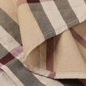 เสื้อเชิ้ตผ้าสักหลาดสำหรับผู้ชายเสื้อกีฬาต่างประเทศระบายอากาศสไตล์คลาสสิก - Product Image 5