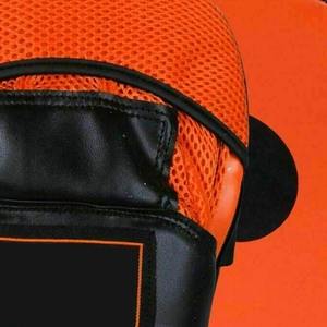 Almohadillas de enfoque pesadas de cuero genuino para hombre, manoplas de boxeo clásicas para almohadilla de gimnasio, trabajo y rendimiento de impacto - Product Image 3