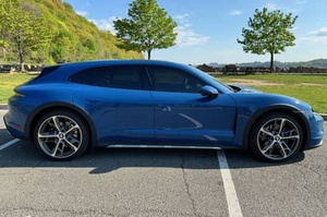 2022 Wagon AWD Double Motor R18 Tires Leather Seats Lithium Battery 6 Seats <b>Panoramic</b> Sunroof Aluminum Alloy Roof Rack - Product Image 6