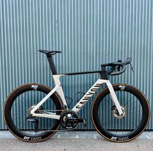NOUVELLE MEILLEURE OFFRE 2025 Vélo de route complet Can-yonn Aeroad CF SLX 8 Di2 - Product Image 1