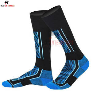 Venta al por mayor de calcetines largos de algodón de alta calidad calcetines largos con logotipo personalizado impreso de moda de corte bajo calcetines largos de los hombres autocalentamiento, térmico - Product Image 4