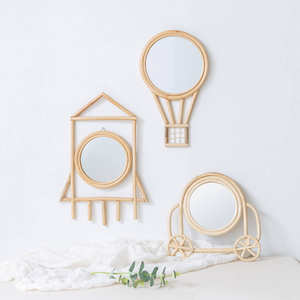 Espejo único de ratán para niños en forma de cohete diseño lujoso para decoración de habitaciones o recuerdos - Product Image 6