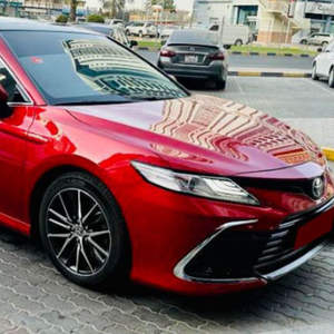 Camry 2021 Usado, Sedán de Gasolina, Tracción en las Cuatro Ruedas, Automático, Asientos de Cuero, Control de Crucero Adaptativo, Faros LED, 4 Plazas, Cámara Trasera de 360° - Product Image 1