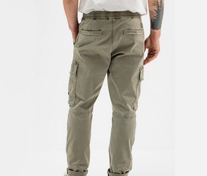 Pantalón cargo de calidad superior para hombre, ligero, asequible, totalmente personalizado, antiarrugas, pantalones cargo para hombre con los últimos diseños - Product Image 6