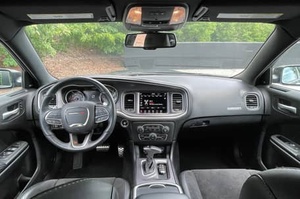 Meilleures ventes 2022 D-o-d-g-e C-h-a-r-g-e-r R/T Plus V8 Berline Automatique 8 vitesses - Product Image 4