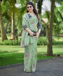 Sari en soie pure pour femmes avec de magnifiques broderies florales sur toute la surface, travail Swarovski, bordure en pointillés - Product Image 4