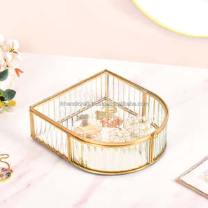 Boîte à bijoux en verre Vintage personnalisée de haute qualité miroir Vintage faible étiquetage privé cadre en métal en laiton boîte d'affichage en vrac - Product Image 2