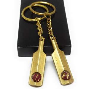 Proveedor caliente Bat de latón con bola giratoria dentro de llavero de metal de latón para niños y niñas (dorado) - Product Image 6