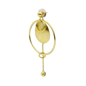 Boucles d'oreilles pendantes géométriques bohèmes en laiton pour femmes Soumya Creation avec perle et diamant plaqué or, fabriquées à la main au Rajasthan pour les occasions - Product Image 1