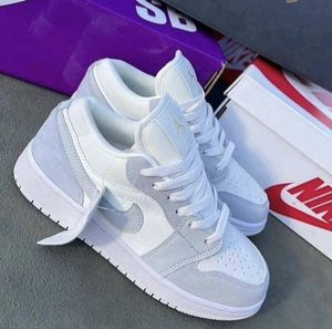 Vêtements d'occasion, y compris les chaussures, vente en gros - Product Image 4