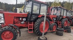 รถแทรกเตอร์เบลารุสใหม่ MTZ 82.1 ปี 2024 รถแทรกเตอร์แบบล้อ 120 แรงม้า เครื่องยนต์ PowerTech เครื่องจักรกลการเกษตร 0-2000 ชั่วโมง - Product Image 5