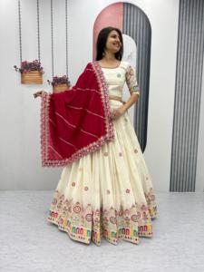 Chaîne de broderie travail Lehenga Choli avec Dupatta pour chaque occasion porter mariée Lehenga Choli à vendre à l'exportation - Product Image 3