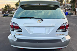 Lexus RX 300 2002, Oferta al por Mayor de Auto Usado Premium - Product Image 2