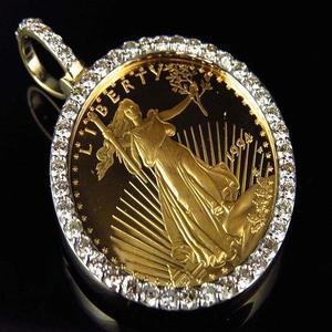 Pendentif de luxe en argent sterling plaqué or avec pièce Liberty et cadre en moissanite glacée, bijou hip-hop haut de gamme, breloque tendance - Product Image 6