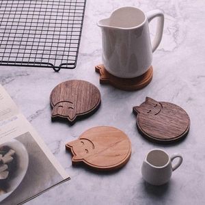 Nuevos posavasos de Madera hechos a mano con artesanía antigua, ideales para ambientes de cocina rústicos - Product Image 5