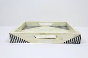 Encantadora bandeja de servicio de esmalte de madera de resina de hueso hecha a mano con diseños intrincados y pulido a mano para un uso decorativo único - Product Image 3