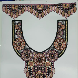 Vêtements personnalisables de luxe-Robes à motifs de cou brodées Tops Qualité 100% Style à coudre - Product Image 1