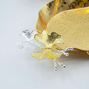 Plateau à encens décoratif en métal doré de luxe avec support pour la maison Temple Puja Porte-bâtonnets d'arôme Cadeau Décoration haut de gamme Luxe XL - Product Image 6