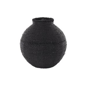 Jarrones de metal Premium en color azul marino profundo con una forma redonda única con acabado liso para un estilo interior contemporáneo para el hogar - Product Image 6