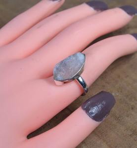 Anillo hecho a mano 925 Plata de Ley sólida Anillo de diseño de la mejor calidad Fuego azul natural Arco Iris Piedra lunar 925 Sello Joyería hecha a mano - Product Image 2