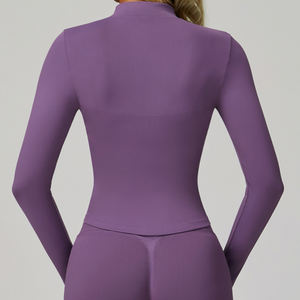 Vente en gros Veste respirante à fermeture éclair avant de haute qualité pour femmes Yoga Gym Logo personnalisé Fitness sans couture - Product Image 4