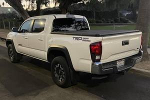 Usado 2018 Toyo-ta Tacoma TRD OffRoad DoubleCab TrailTuned ReliablePower Pickup para la venta - Product Image 4