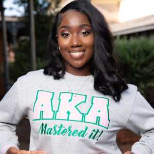 Sweat-shirt gris KAKA Alphaa sororité rose vert lettres, pull confortable pour femmes pour style universitaire et décontracté Streetwear vêtements grecs - Product Image 2