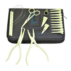 Kit de herramientas para extensión de cabello, herramientas para instalar y quitar microanillos en Color blanco crema con marca personalizada gratis - Product Image 1