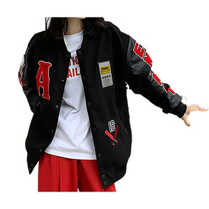 Ensemble de vêtements de sport pour femmes respirant avec logo personnalisé, tricot, short de sport au-dessus du genou et sweat-shirt avec décoration de lettres - Product Image 1