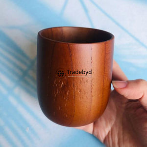 Gobelet en bois artisanal avec revêtement anti-corrosion, poignée intégrée, réutilisable, écologique, pour un style rustique et une salle à manger élégante - Product Image 2