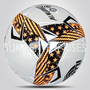 Balón de Fútbol de Entrenamiento de Color Brillante que Facilita el Seguimiento del Balón Durante las Sesiones de Ritmo Rápido y las Prácticas en Campo Abierto - Product Image 1