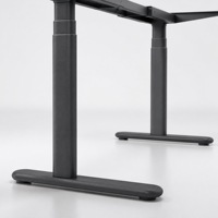 Bureau assis-debout électrique robuste à 3 niveaux avec double moteur dissimulé et pieds ovales, stable et ergonomique pour le bureau