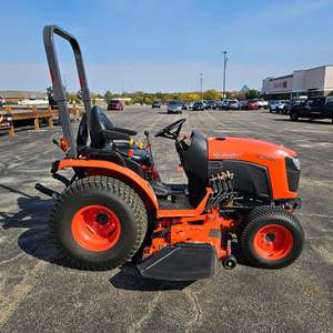 Para Tractor de Arrastre B2601 Usado, Potencia Nominal de 35 HP, Componentes Principales Incluyen Rodamiento, Motor, Bomba de Engranajes, Caja de Cambios 10001-20000 - Product Image 2