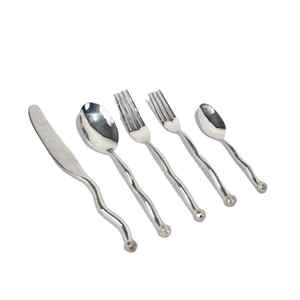 Ensemble de couverts en acier inoxydable avec poignée design, qualité supérieure, écologique, durable, finition super polie miroir pour les dîners et les réceptions - Product Image 2