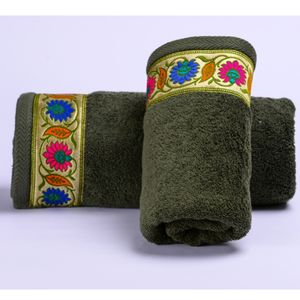 Serviette de bain jacquard de couleur royale Serviettes de bain les mieux cotées avec logo et design personnalisés pour serviette de bain de golf de l'Inde - Product Image 6