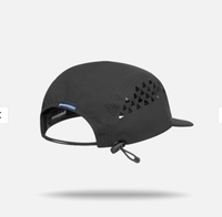 Gorra de Running Negra de 5 Paneles, Secado Rápido, Perforada con Láser, Sin Estructura, Personalizable, Transpirable y de Secado Rápido