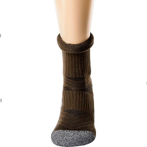 Chaussettes d'équipage de sport en coton de nylon à haute élasticité pour hommes professionnels absorbant les chocs pour l'alpinisme-Vente en gros - Product Image 6