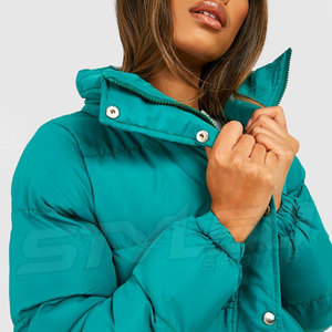 2023 Top Selling Custom Logo Women Cropped Top <b>Jackets</b> Breathable <b>Waterproof</b> Custom Women Crop Top <b>Jackets</b> - Product Image 4