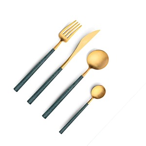 Ensemble de 7 couverts en acier inoxydable cuillère fourchette couteau idéal ustensiles de cuisine table maison couleur or plaqué couverts design élégant poignée - Product Image 6