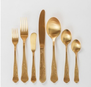 Elegante Juego de Cubiertos de Latón Puro, Perfecto para Regalar a Familiares que Aprecian Utensilios de Comedor Elegantes y Duraderos - Product Image 1