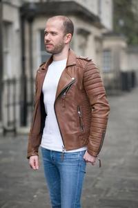 Nueva chaqueta de cuero Vintage para hombre, cierre de cremallera, estilo informal de calle alta, diseño de primavera, abrigo de cuero PU con bolsillo para motorista - Product Image 3