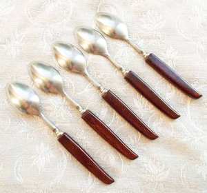 Diseño de tendencia Recubierto de PVD dorado con mango de madera Cuchara DE BODA DE LA India Ideal para uso en el hogar y el restaurante Artículos de cocina - Product Image 3