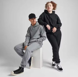 Pantalon de survêtement en toile épaisse de luxe pour homme, logo personnalisé imprimé à l'écran, noir, style décontracté à jambes larges - Product Image 6