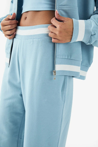 Pantalon en molleton à jambe large de qualité supérieure pour l'hiver, pour femmes, en polyester/coton, écologique, personnalisable, avec devant plat et lacets - Product Image 4