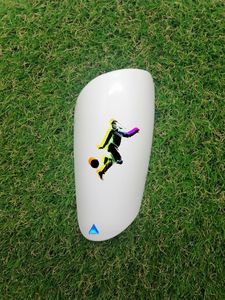 Equipo de protección Premium Tipo 09 Espinilleras para jugadoras de fútbol femeninas de alto nivel para cumplir con altos estándares - Product Image 4