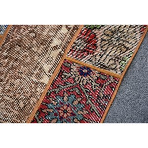 Tapis turc vintage, tapis de 3,1 x 6,8 pieds, tapis oriental en laine rouge et bleu - Product Image 5