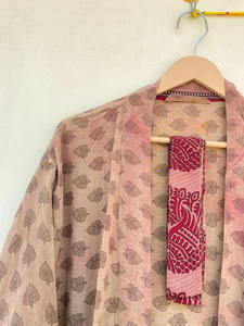 Kimono de seda indio Vintage hecho a mano, fabuloso verano, otoño y primavera, Moda para todas las estaciones - Product Image 3