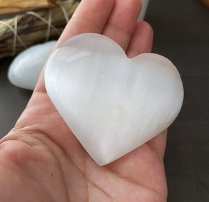 ขายส่งคริสตัล Selenite พองหัวใจพลอยหัวใจที่มีคุณภาพสูงพองหัวใจสำหรับคริสตัลของขวัญรักสำหรับขาย - Product Image 3