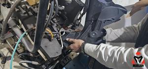 Bottes de course de moto en cuir homologuées CE, chaussures de course sur piste avec protection de la cheville, semelle antidérapante pour les motards, équipement professionnel de pointe - Product Image 2